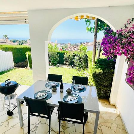 Modern Garden Apartment With A Fantastic Sea View And A Private Garden Sitio de Calahonda Exteriér fotografie