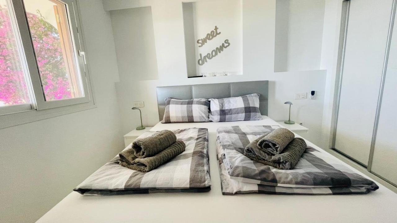 Modern Garden Apartment With A Fantastic Sea View And A Private Garden Sitio de Calahonda Exteriér fotografie